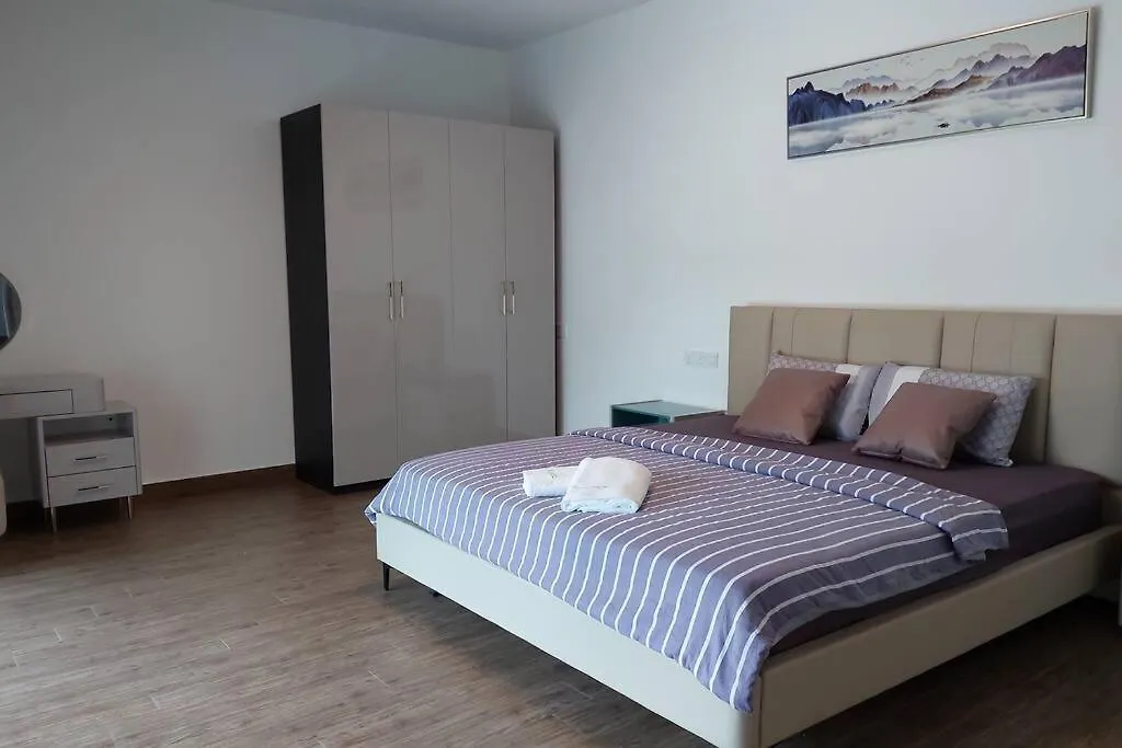 3 Room Forestcity Villa Near Golf Course W Netflix Johor Bahru 0*,  Malaysia